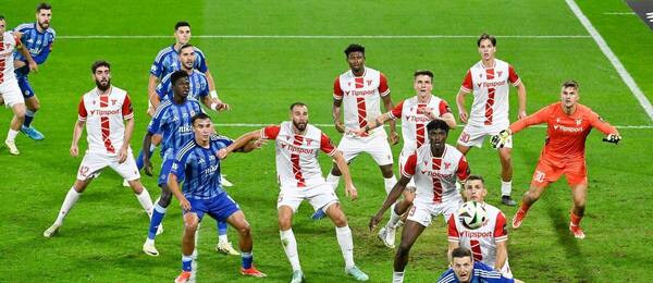 Skrumáž v šestnástke Trenčína (zápas proti Slovanu)