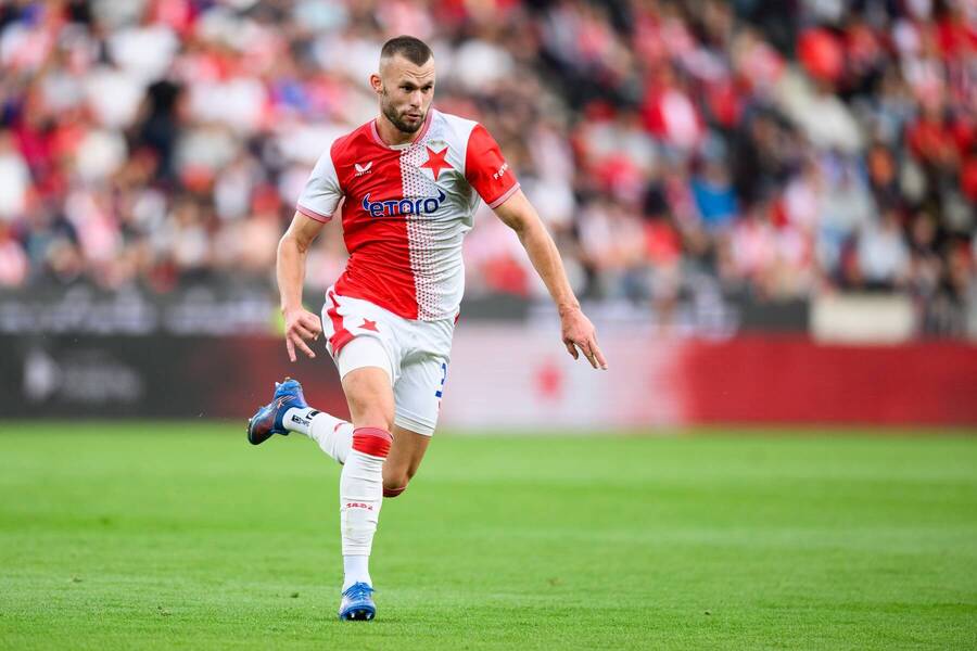 Erik Prekop v drese Slavie Praha