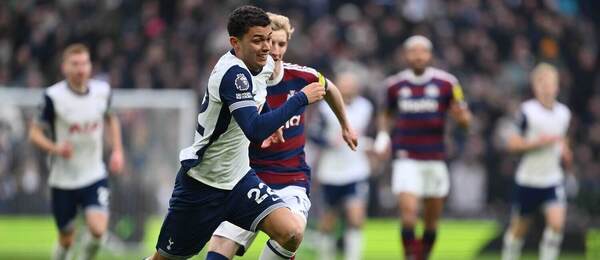 Newcastle vs Tottenham. Newcastle vs Tottenham.