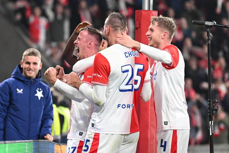 Futbalisti Slavie Praha.