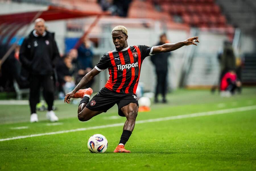 Hilary Gong, Spartak Trnava