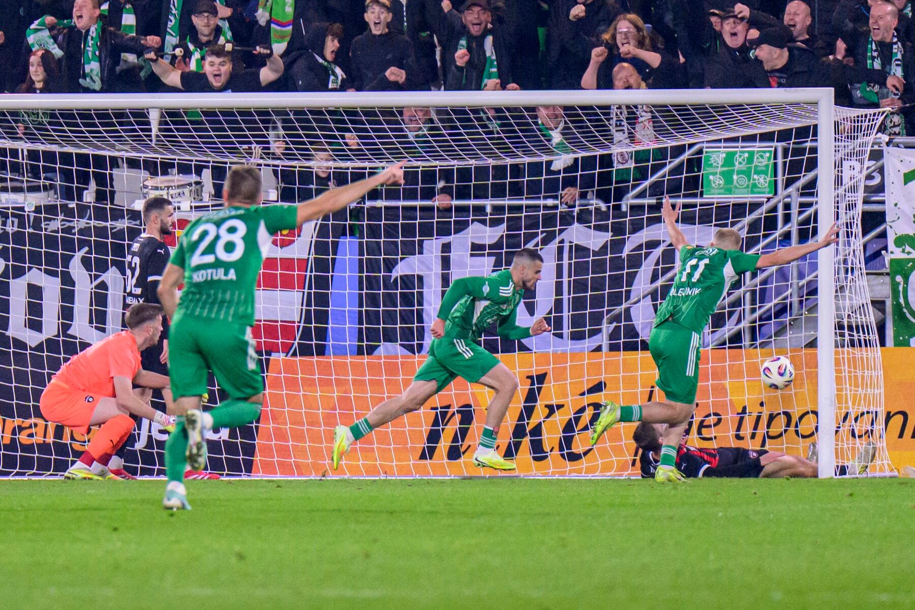 Budú sa dnes tešiť futbalisti FC Tatran Prešov z postupu do štvrťfinále Slovnaft Cupu?