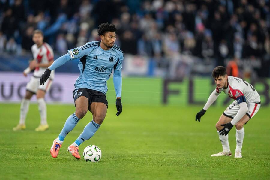 Rahim Ibrahim v zápase proti Vallecanu