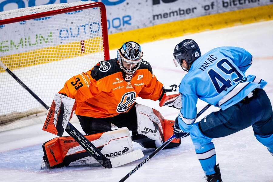 Dominik Riečický proti Samuelovi Takáčovi.