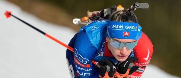 Paulína Bátovská Fialková, detailný záber biatlonistky v zjazde