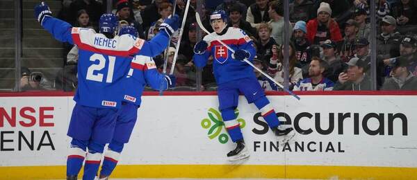 Slovenskí hokejisti na MS U20 po góle proti USA