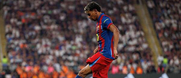 Útočník Lamine Yamal.