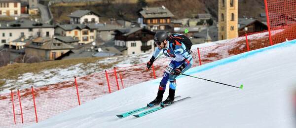 Slovenský skialpinista Jakub Šiarnik počas pretekov Svetového pohára v Bormiu