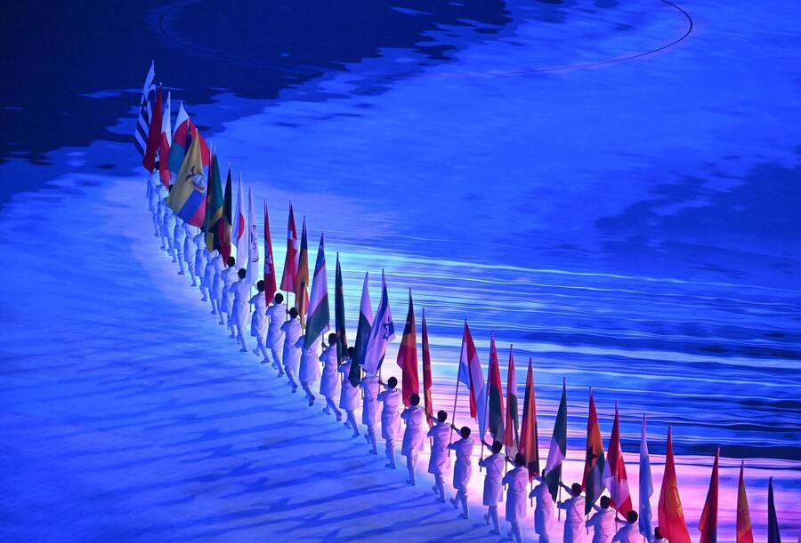 Záber na&nbsp;vlajkonosičov olympijských hier