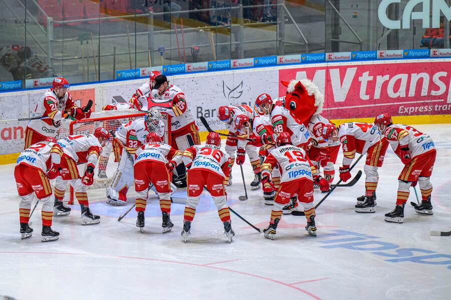 hráči Prešova pred&nbsp;zápasom