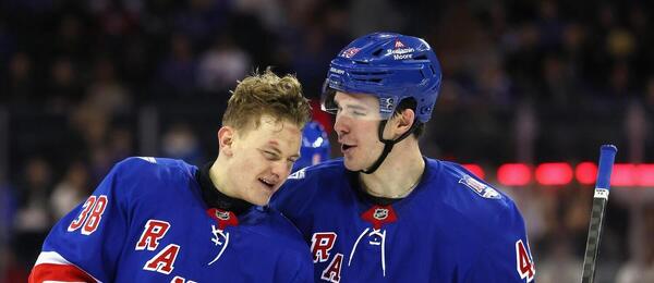 Adam Sýkora (vľavo).