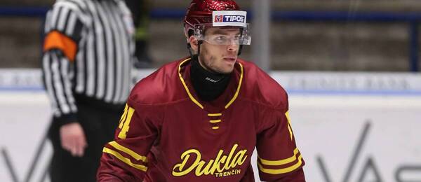 obranca Matúš Hlaváč z HK Dukla Trenčín