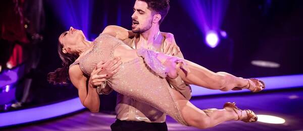 Gabriela Marcinková v náručí Jaroslava Ihringa