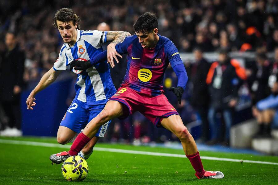 Záložník Barcelony Pedri v&nbsp;zápase proti Espanyolu