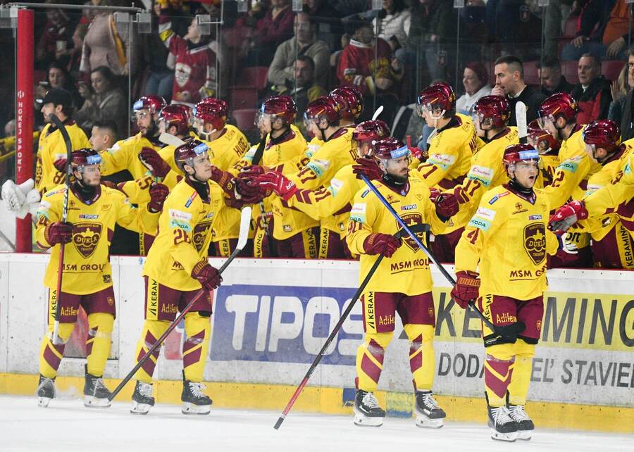 HK Dukla Trenčín – lavička