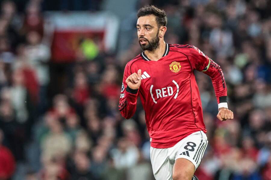 Stredopoliar Bruno Fernandes, kapitán Manchestru United.
