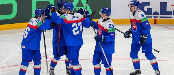 Gólová radosť hráčov Slovenska v prvom zápase na MS v hokeji 2026