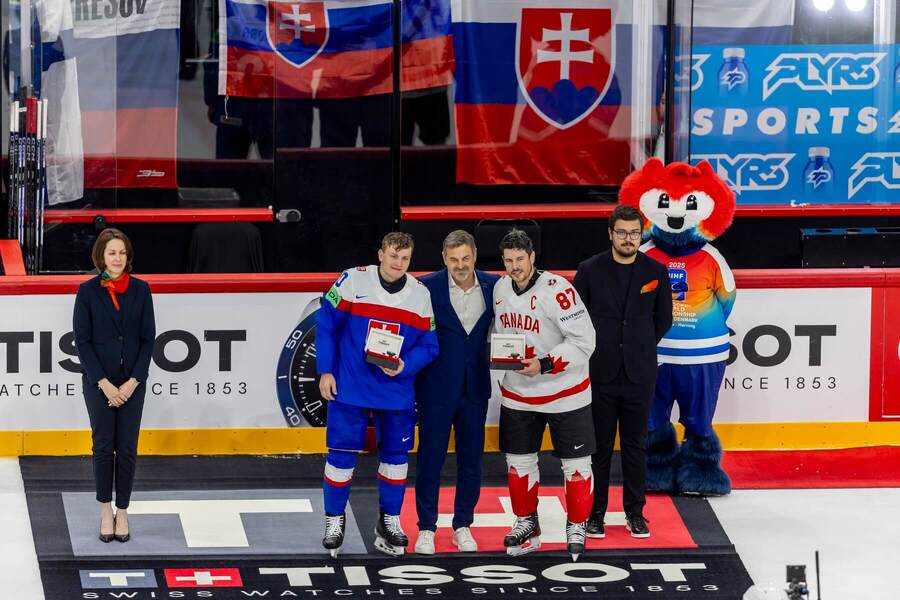 Adam Sýkora a&nbsp;Sidney Crosby odmenenými hráčmi po&nbsp;zápase Kanada vs. Slovensko na&nbsp;MS 2025.