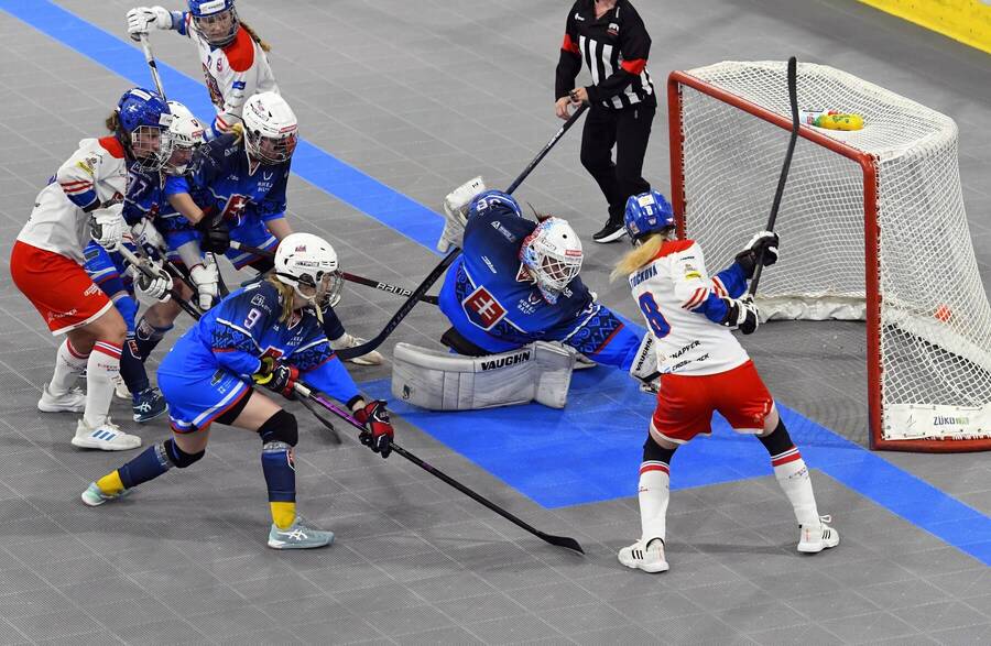 Slovensko – Česko v&nbsp;semifinále MS 2024 v&nbsp;hokejbale žien.