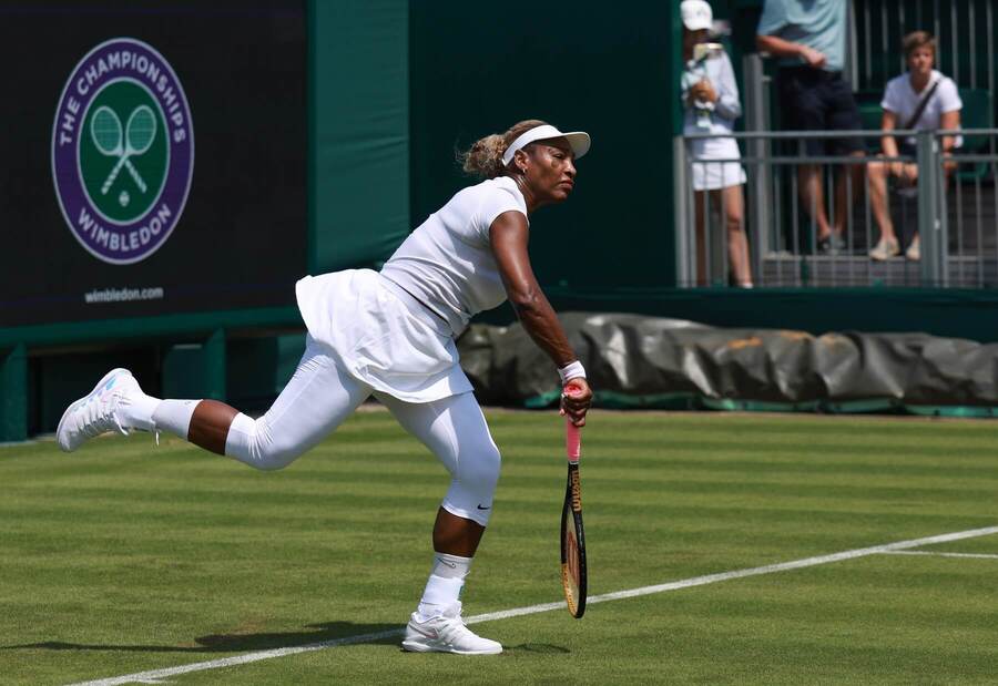 Serena Williams na&nbsp;tréningu vo&nbsp;Wimbledone