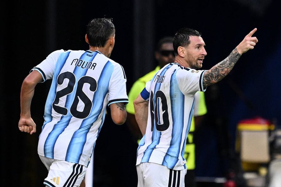 Molina a&nbsp;Lionel Messi.