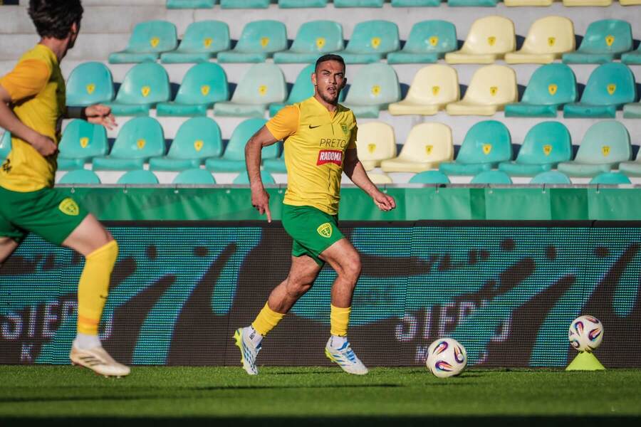 Žilinčan Kristián Bari v&nbsp;zápase Niké ligy proti Michalovciam.