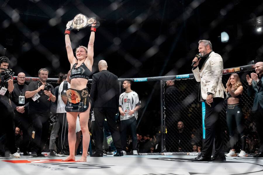 Lucia Szabová s&nbsp;titulmi