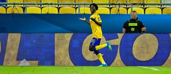 Futbalista Dunajskej Stredy Prince Owusu.