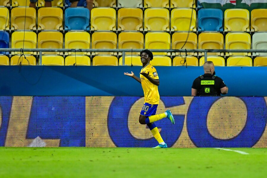 Futbalista Dunajskej Stredy Prince Owusu.