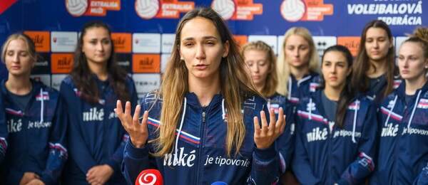 Karolína Fričová a ďalšie reprezentantky Slovenska vo volejbale