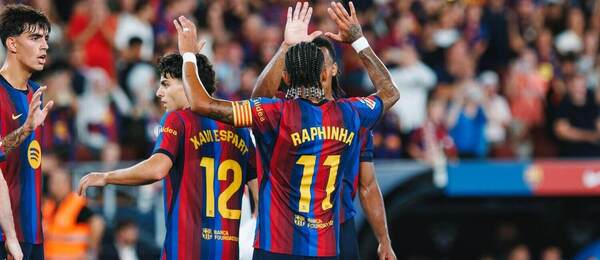 Raphinha a ďalší hráči FC Barcelona.