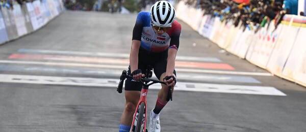Viktória Chladoňová počas pretekov s hromadným štartom žien U23 na MS v cestnej cyklistike 2025 v Kigali v africkej Rwande