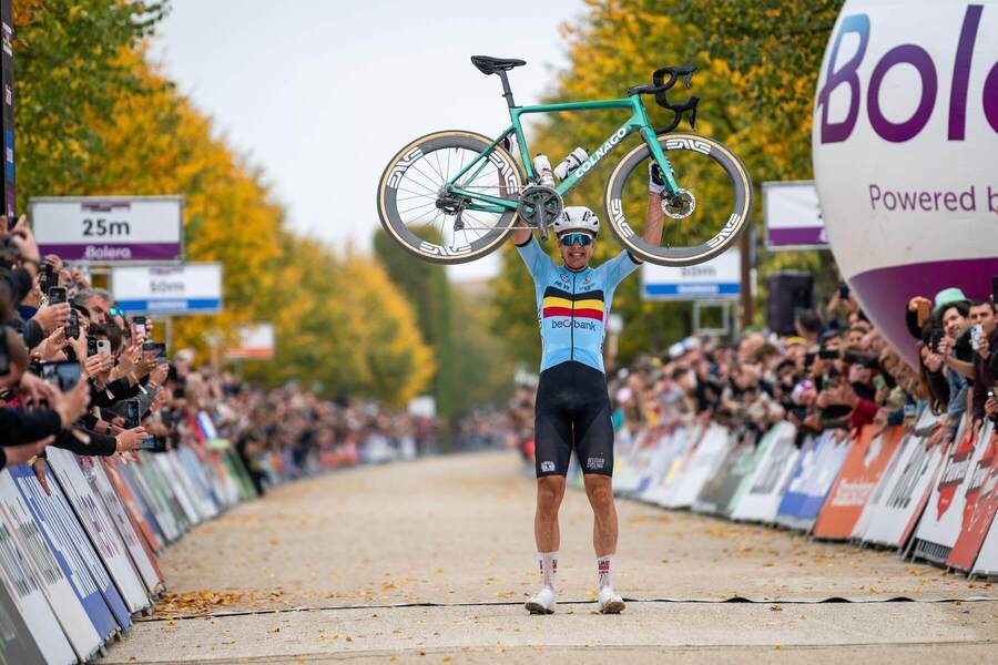 Víťaz MS v&nbsp;gravel cyklistike 2025 Florian Vermeersch