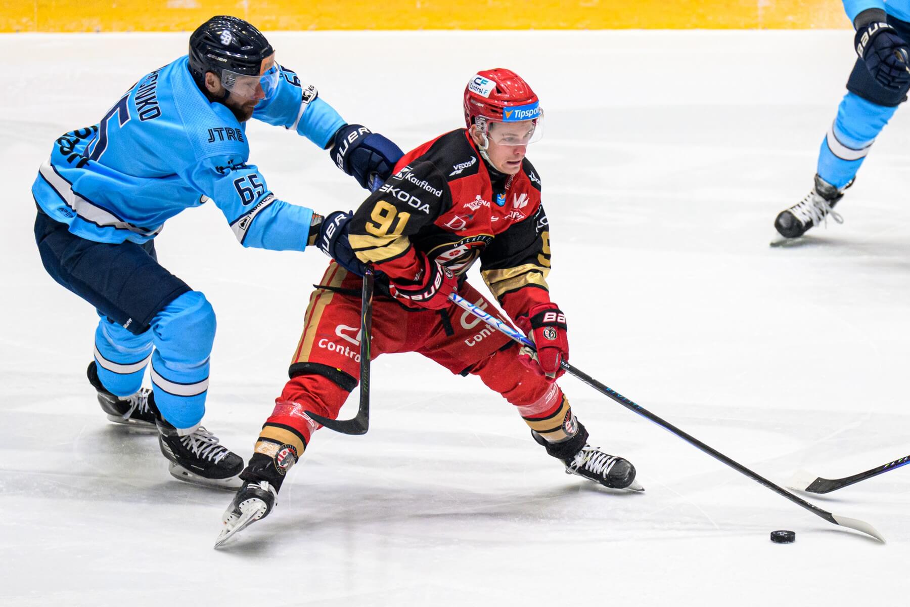 Photo: BetArena.sk HC Slovan Bratislava holds 5-2 lead against HC Prešov