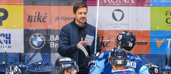 Erik Čaládi na lavičke HK Nitra